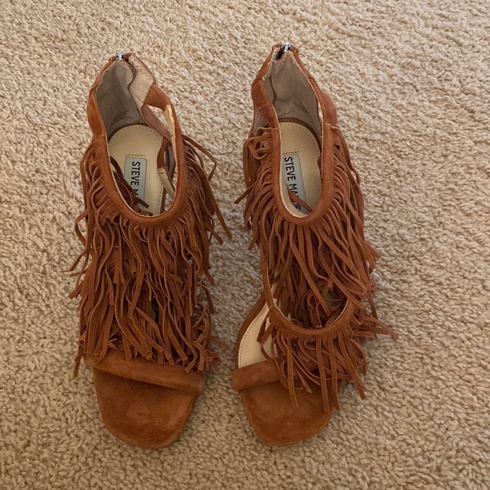 Steve Madden Brown Fringe Sandal